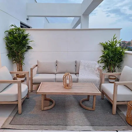 2br Modern Seaviews W Pool And Gym * Estepona