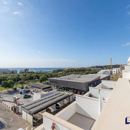 2br Modern Seaviews W Pool And Gym Appartement Estepona