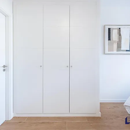 2br Modern Seaviews W Pool And Gym *
